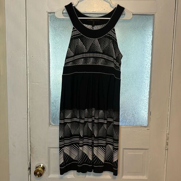 BCBGMaxazria Women’s Black and White Patterned Sleeveless shift dress size M - Picture 1 of 5